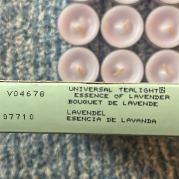 PartyLite tea lite candles essence of lavender (12) - Picture 5 of 5